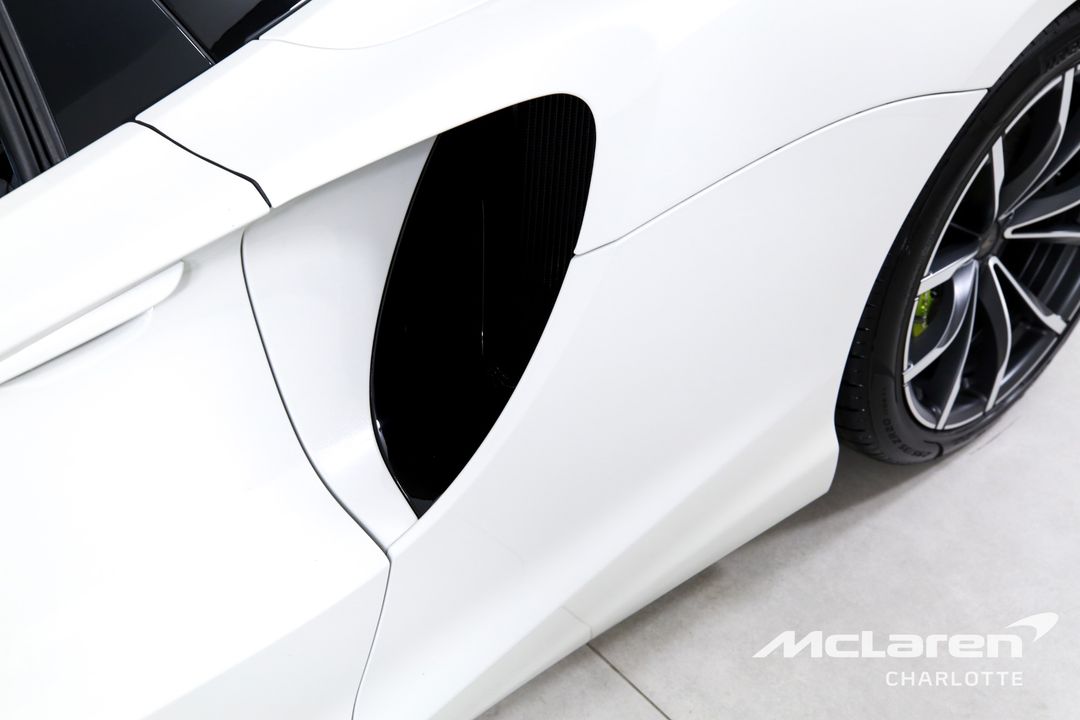 2025 McLaren Artura Spider
