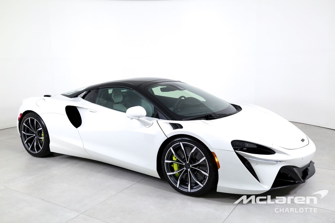 2025 McLaren Artura Spider