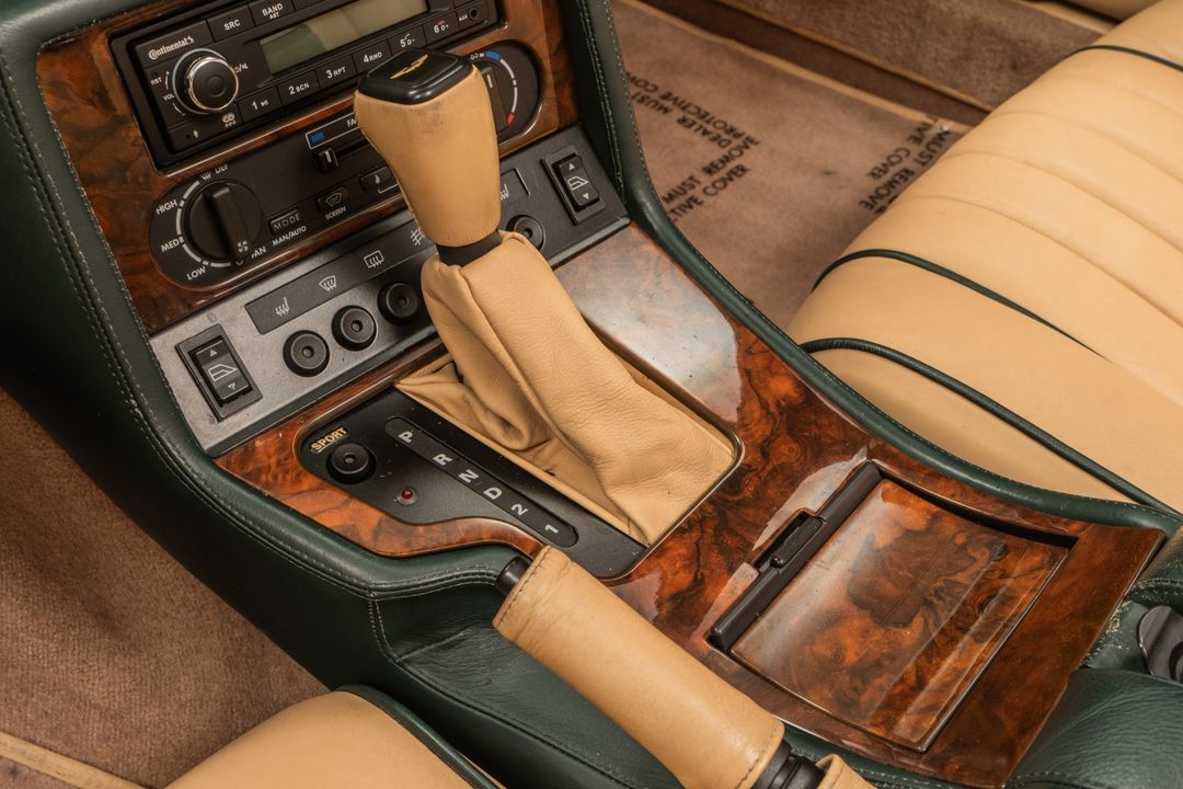 1993 Aston Martin Virage