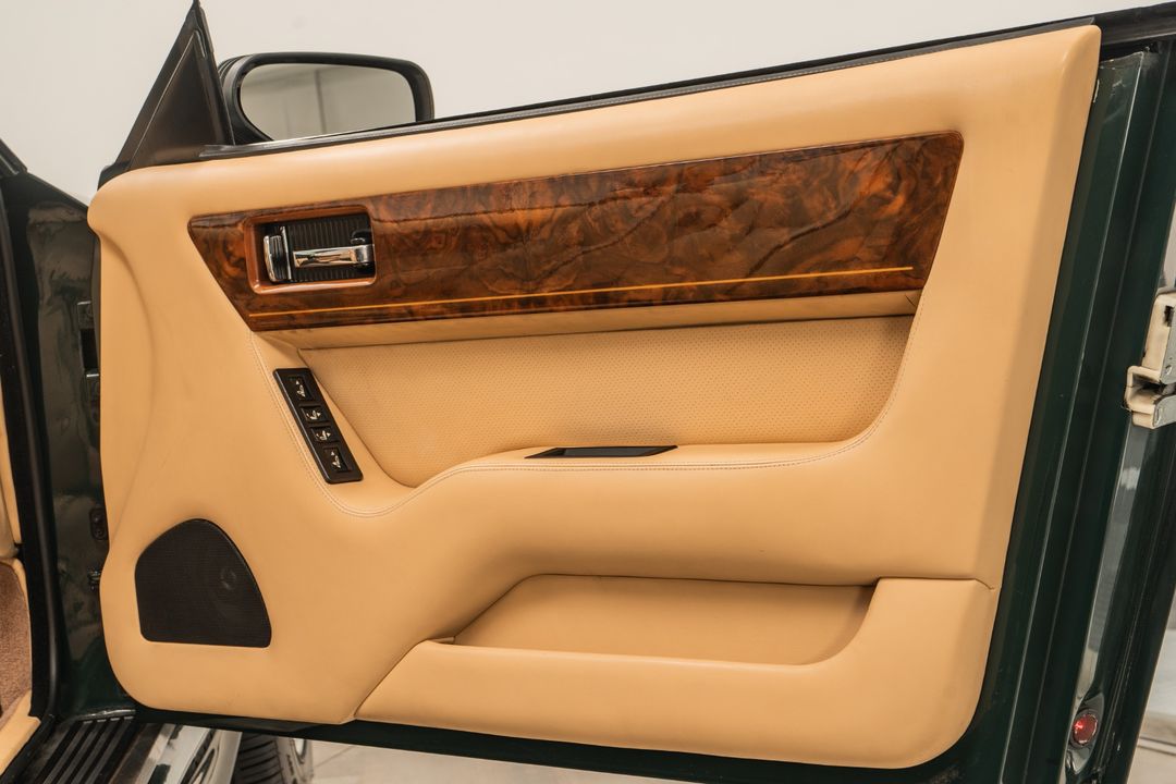 1993 Aston Martin Virage