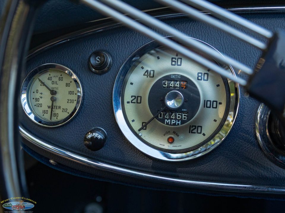1960 Austin-Healey BT7 Roadster