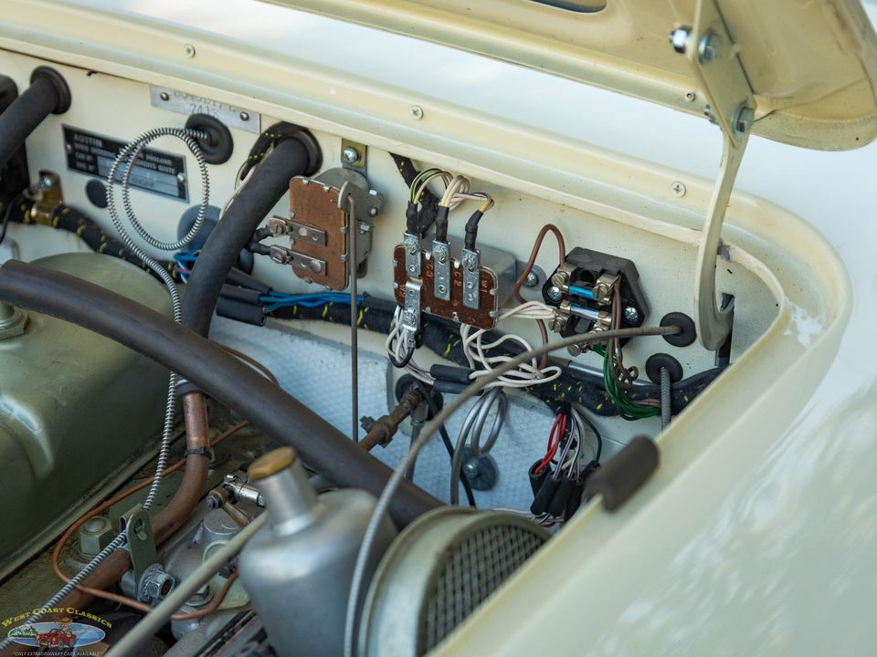 1960 Austin-Healey BT7 Roadster