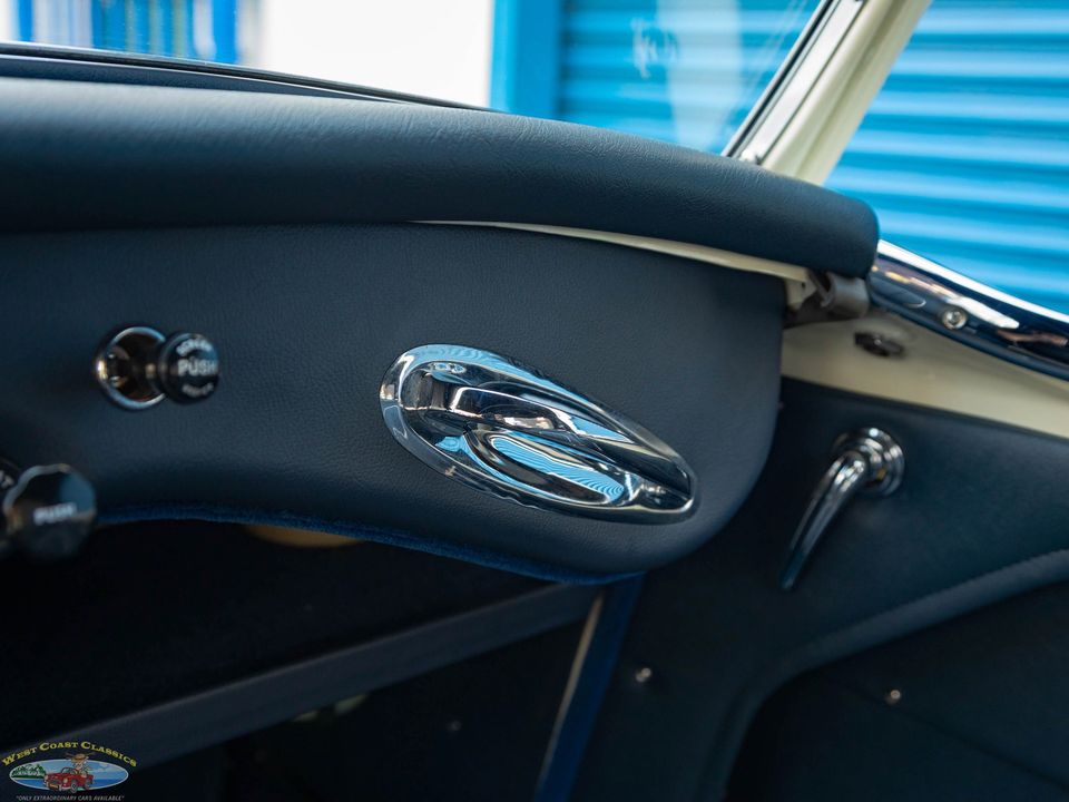 1960 Austin-Healey BT7 Roadster