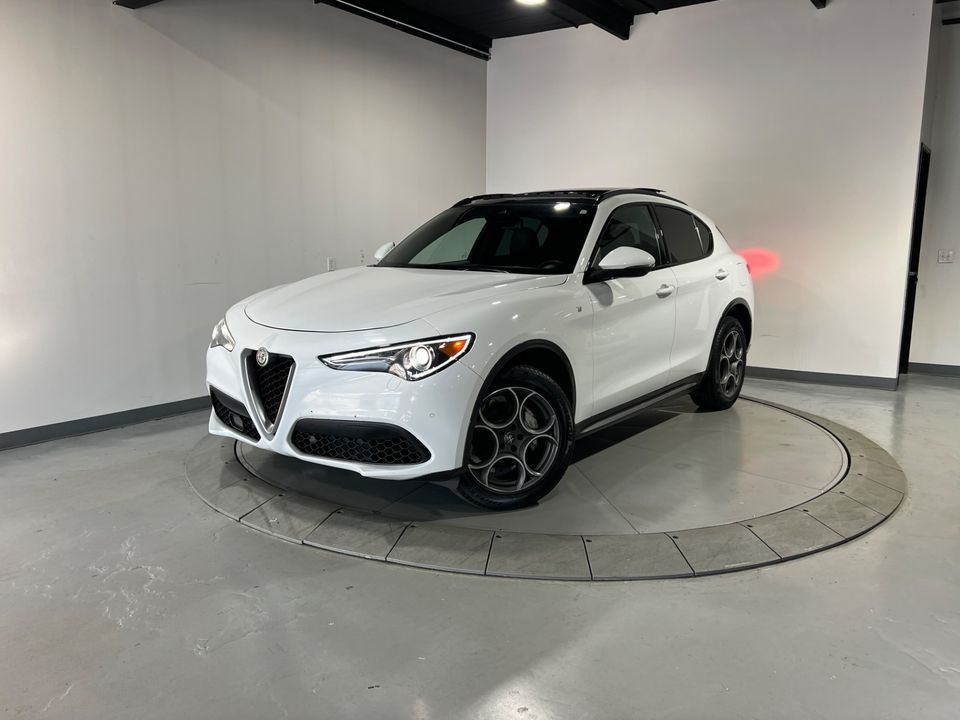 2022 Alfa Romeo Stelvio Ti AWD