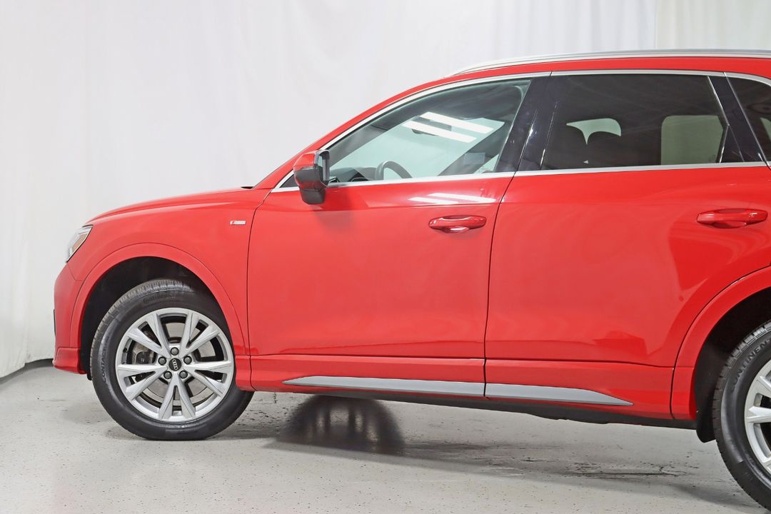 2022 Audi Q3