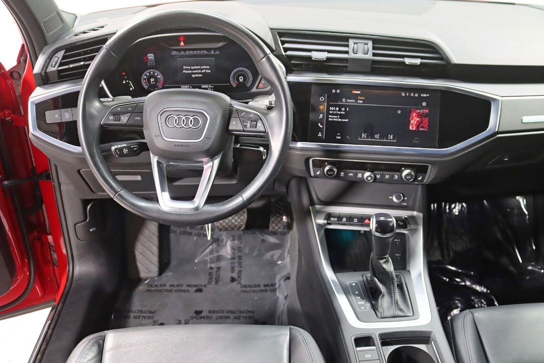 2022 Audi Q3
