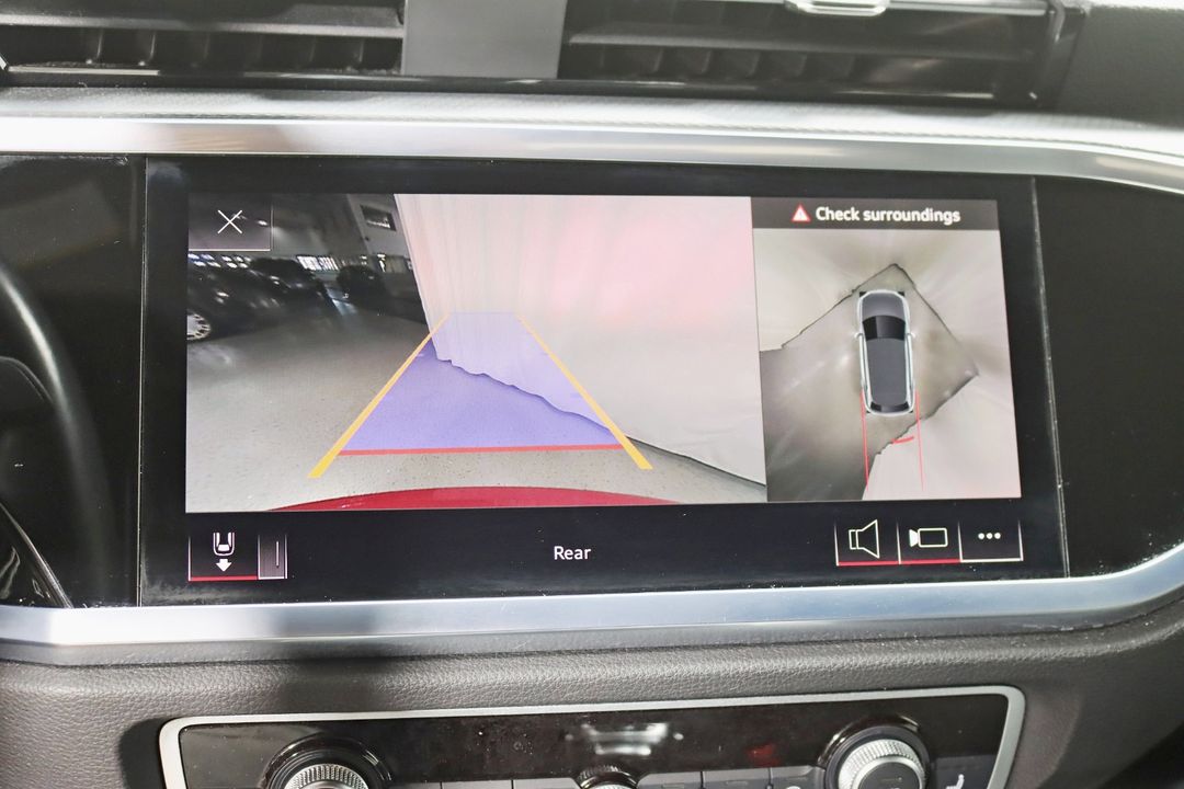 2022 Audi Q3