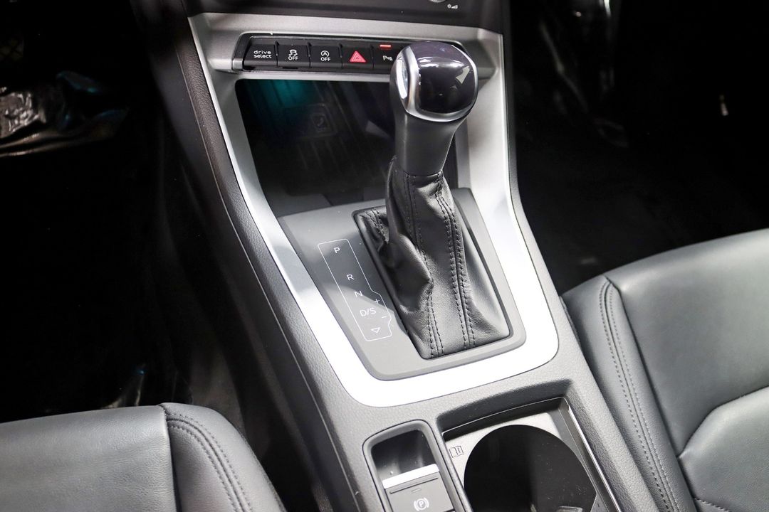 2022 Audi Q3