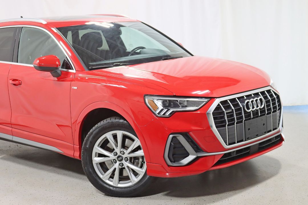 2022 Audi Q3