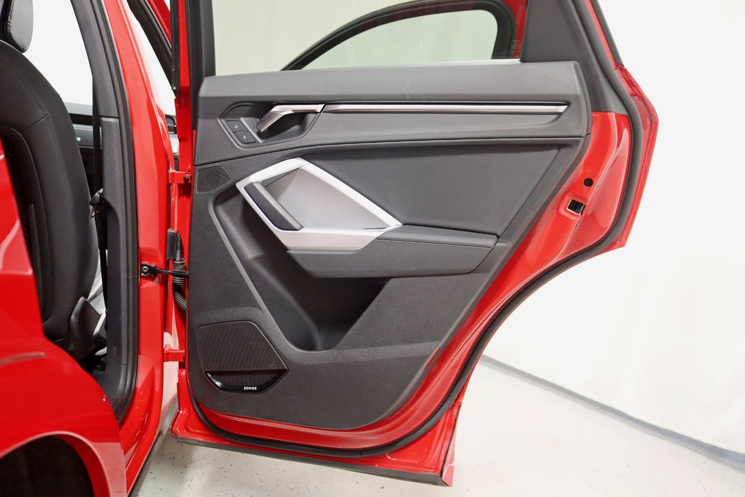 2022 Audi Q3