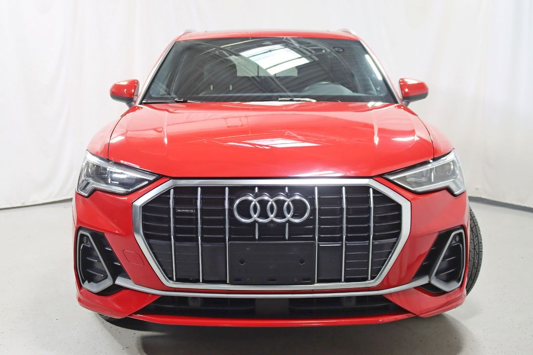2022 Audi Q3