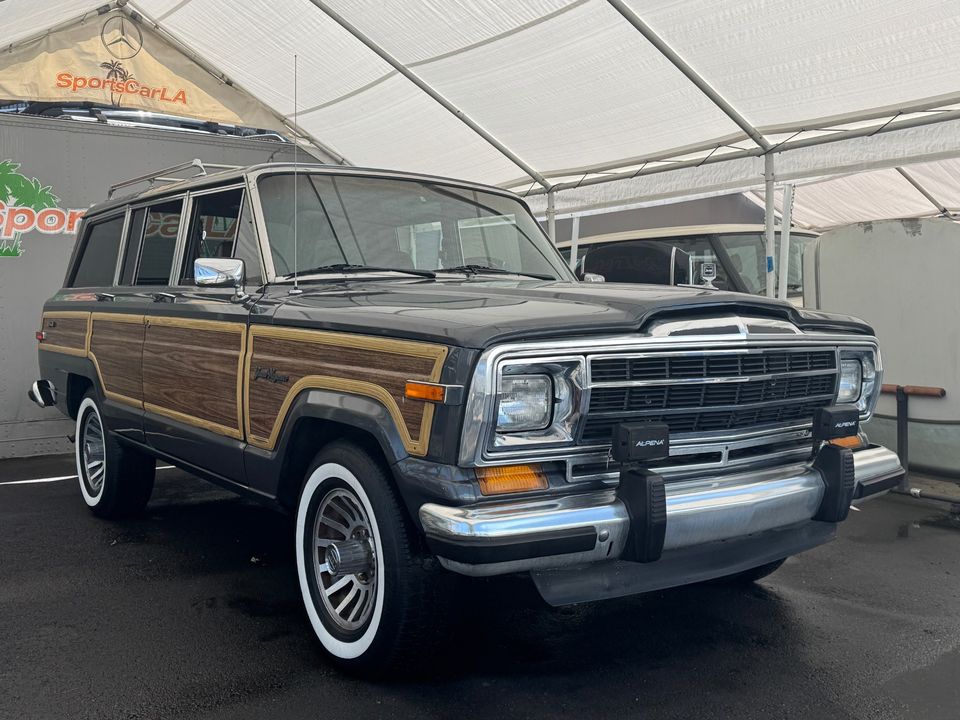 1989 Jeep Grand Wagoneer