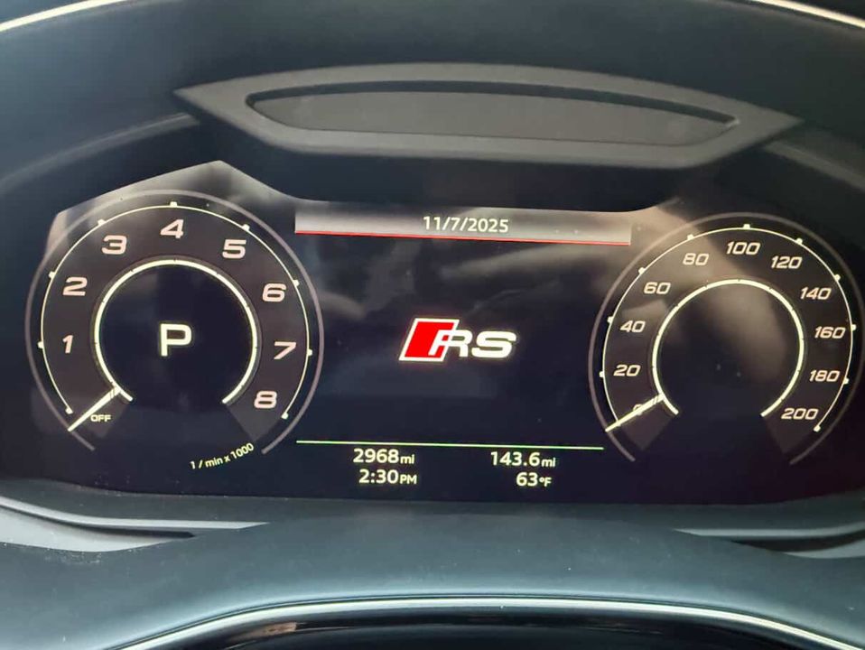 2025 Audi RS Q8 performance