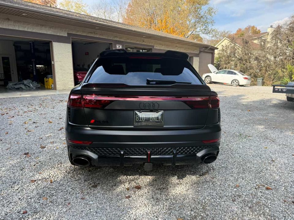 2025 Audi RS Q8 performance