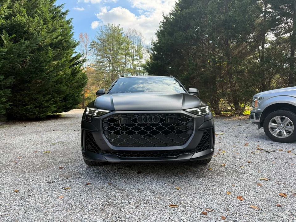 2025 Audi RS Q8 performance