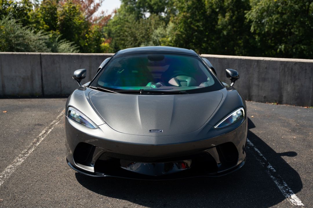2022 McLaren GT