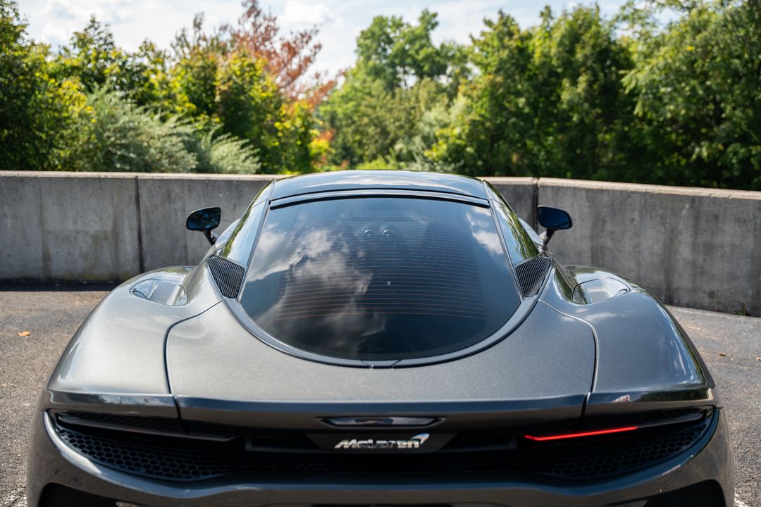 2022 McLaren GT