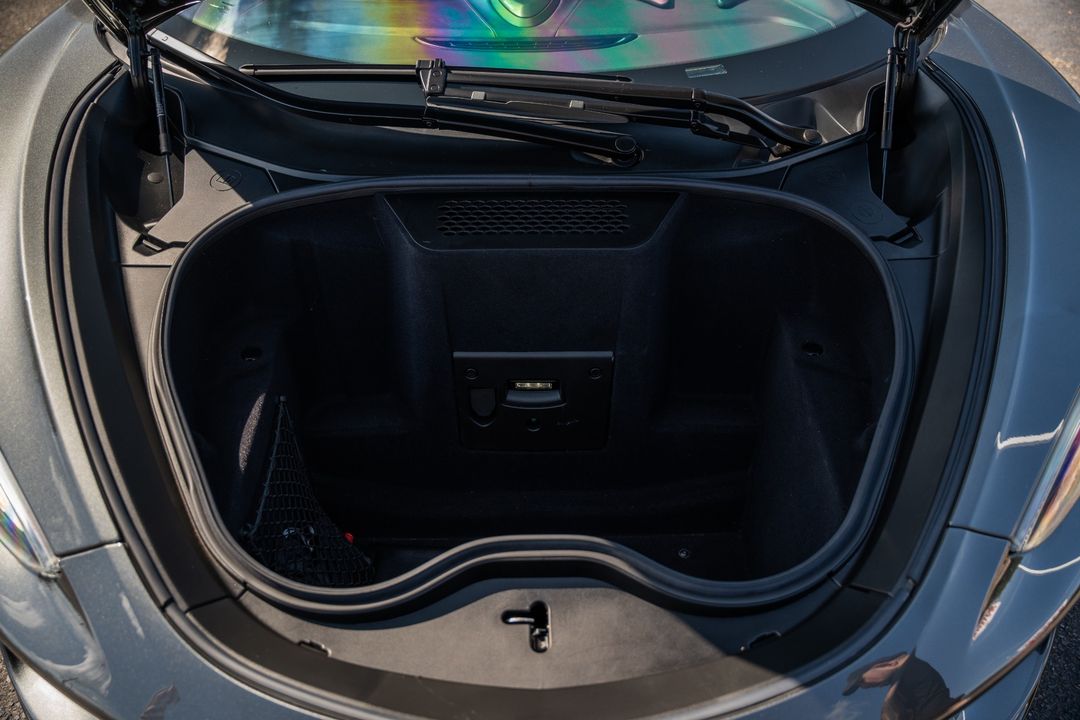 2022 McLaren GT