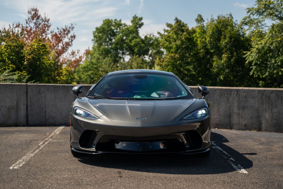 2022 McLaren GT