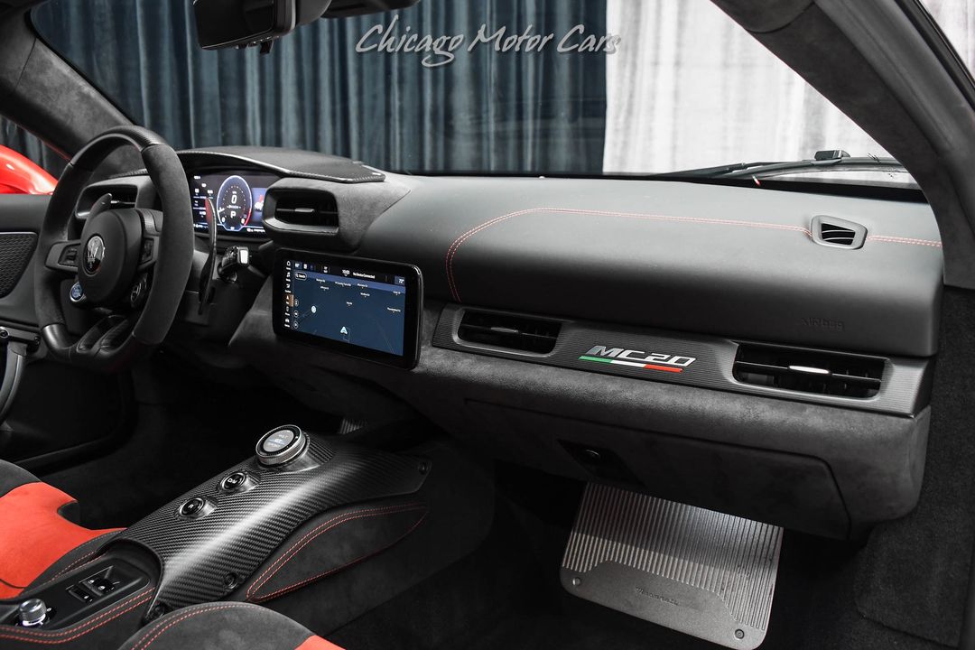 2023 Maserati MC20