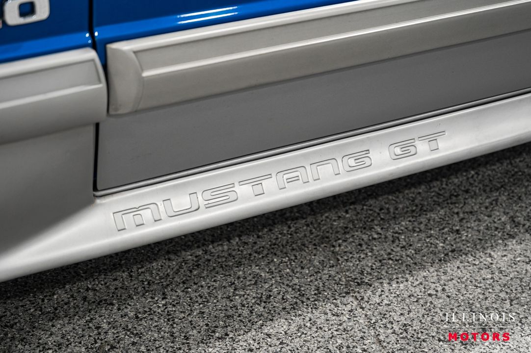 1990 Ford Mustang