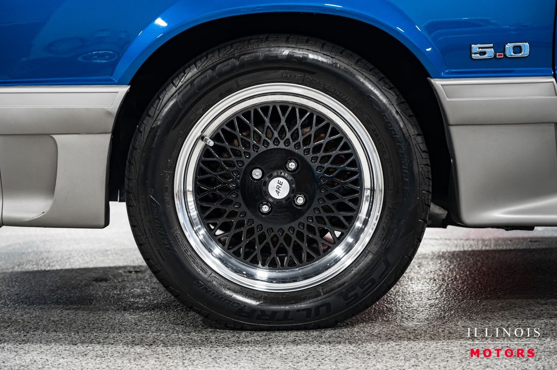 1990 Ford Mustang
