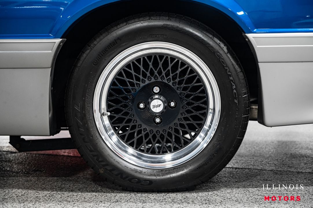 1990 Ford Mustang