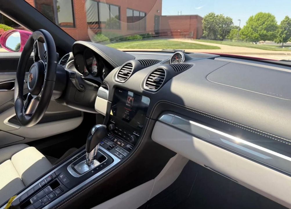 2024 Porsche 718 Boxster