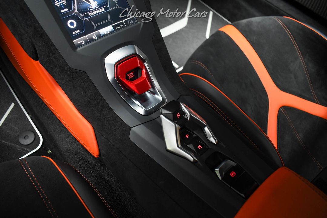 2022 Lamborghini Huracan STO