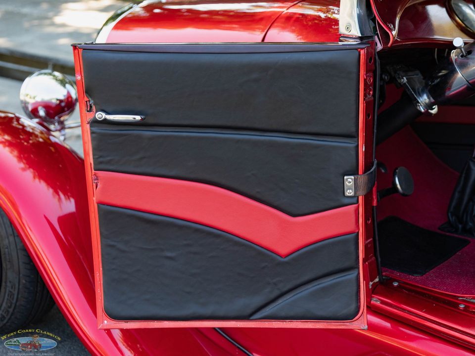 1929 Ford Custom Model A Roadster