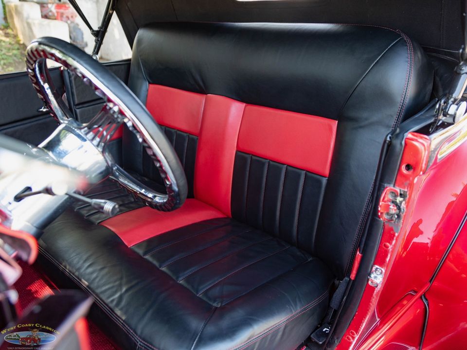 1929 Ford Custom Model A Roadster