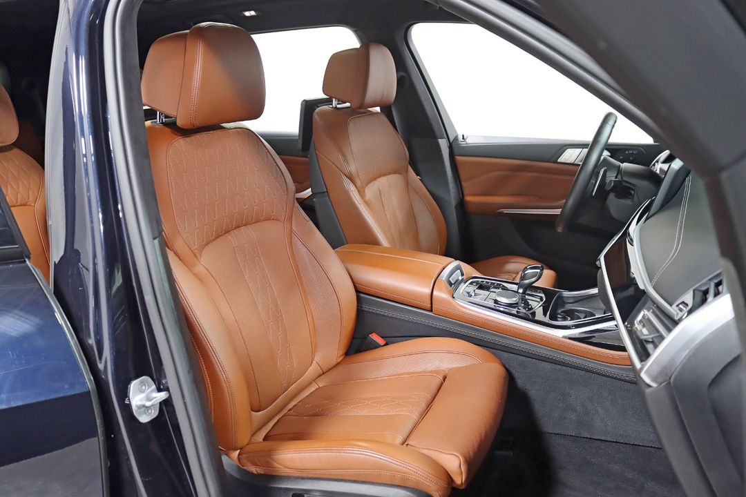 2019 BMW X7