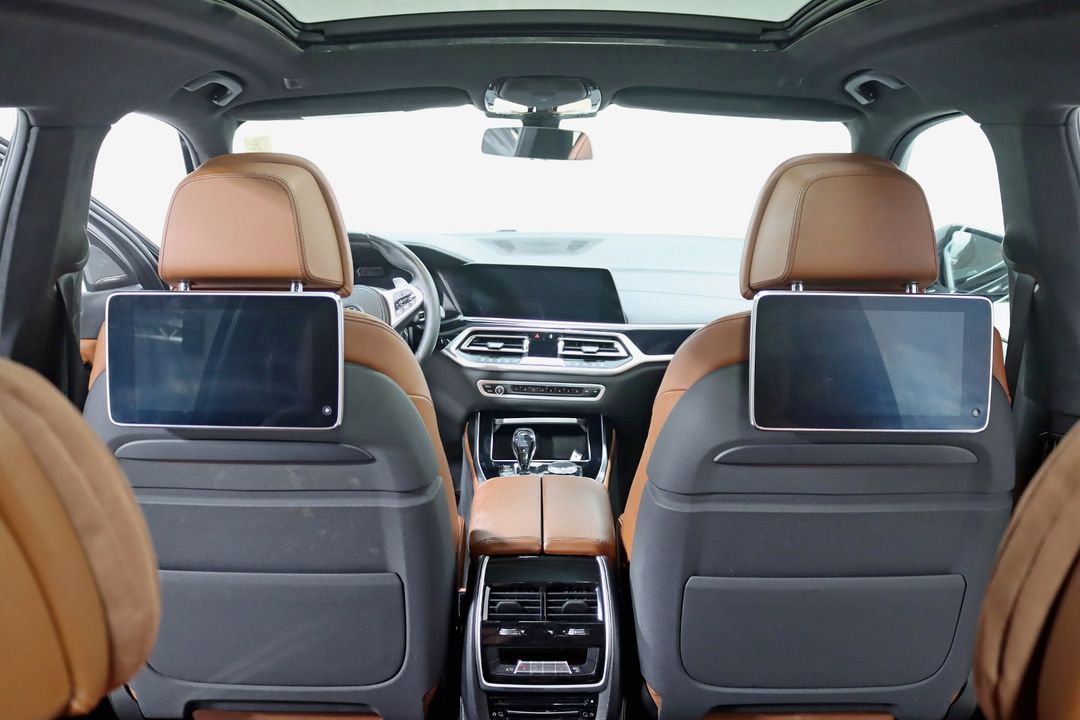 2019 BMW X7