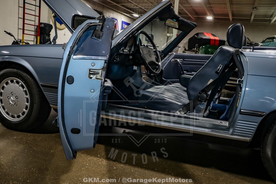 1986 Mercedes Benz 560SL