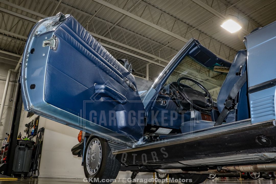 1986 Mercedes Benz 560SL