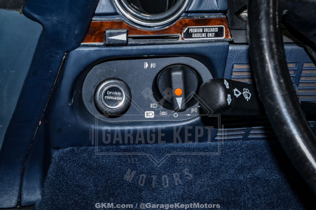 1986 Mercedes Benz 560SL