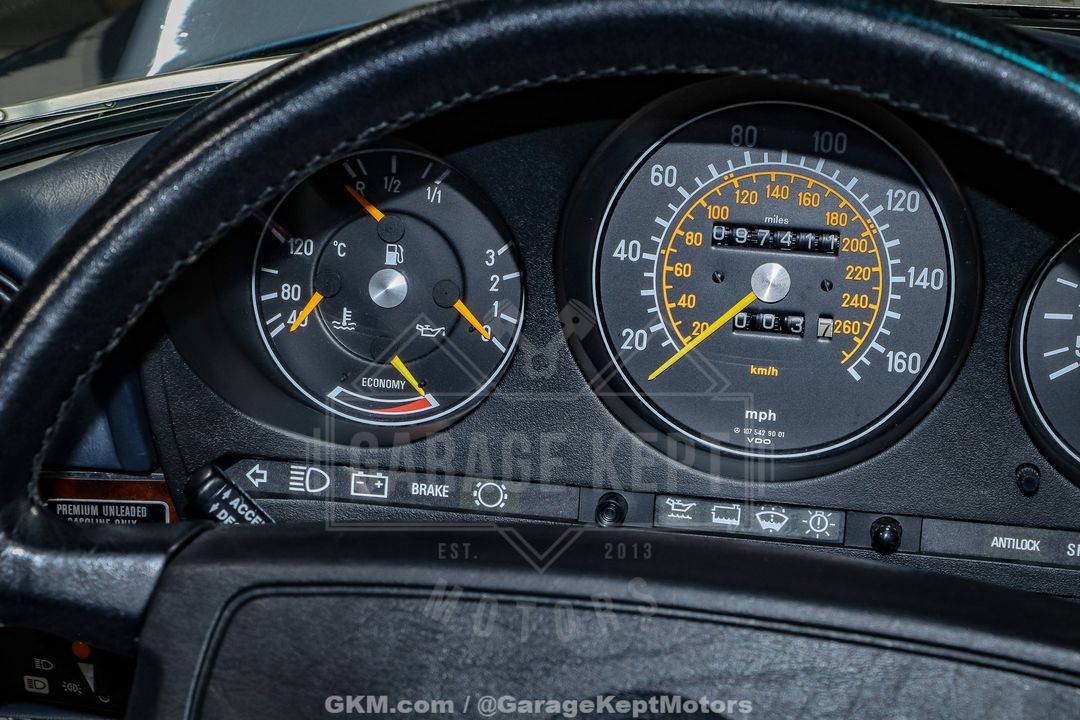 1986 Mercedes Benz 560SL