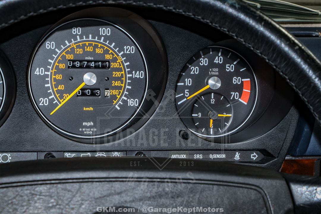 1986 Mercedes Benz 560SL