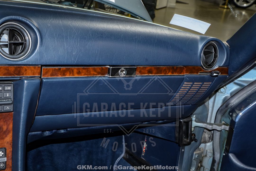 1986 Mercedes Benz 560SL