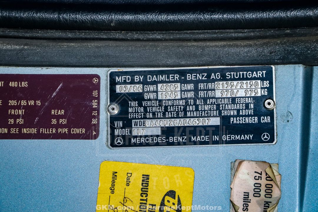 1986 Mercedes Benz 560SL
