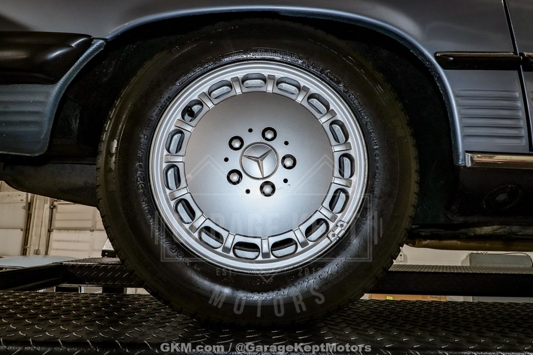 1986 Mercedes Benz 560SL