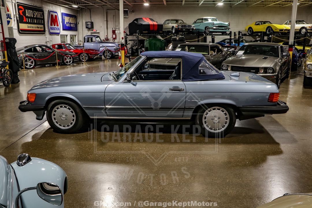 1986 Mercedes Benz 560SL