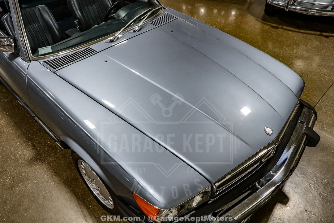 1986 Mercedes Benz 560SL