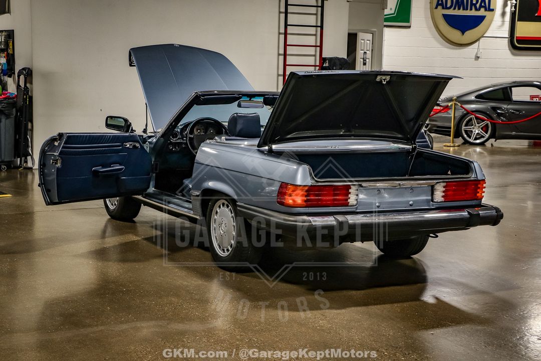 1986 Mercedes Benz 560SL