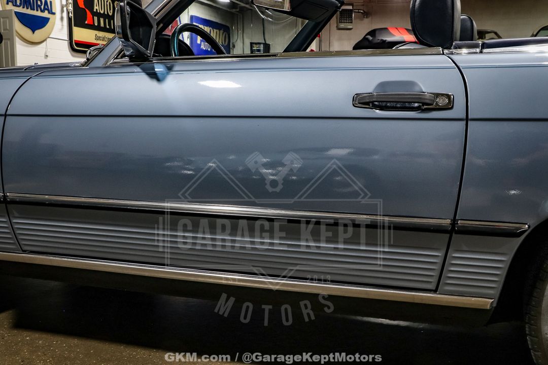 1986 Mercedes Benz 560SL