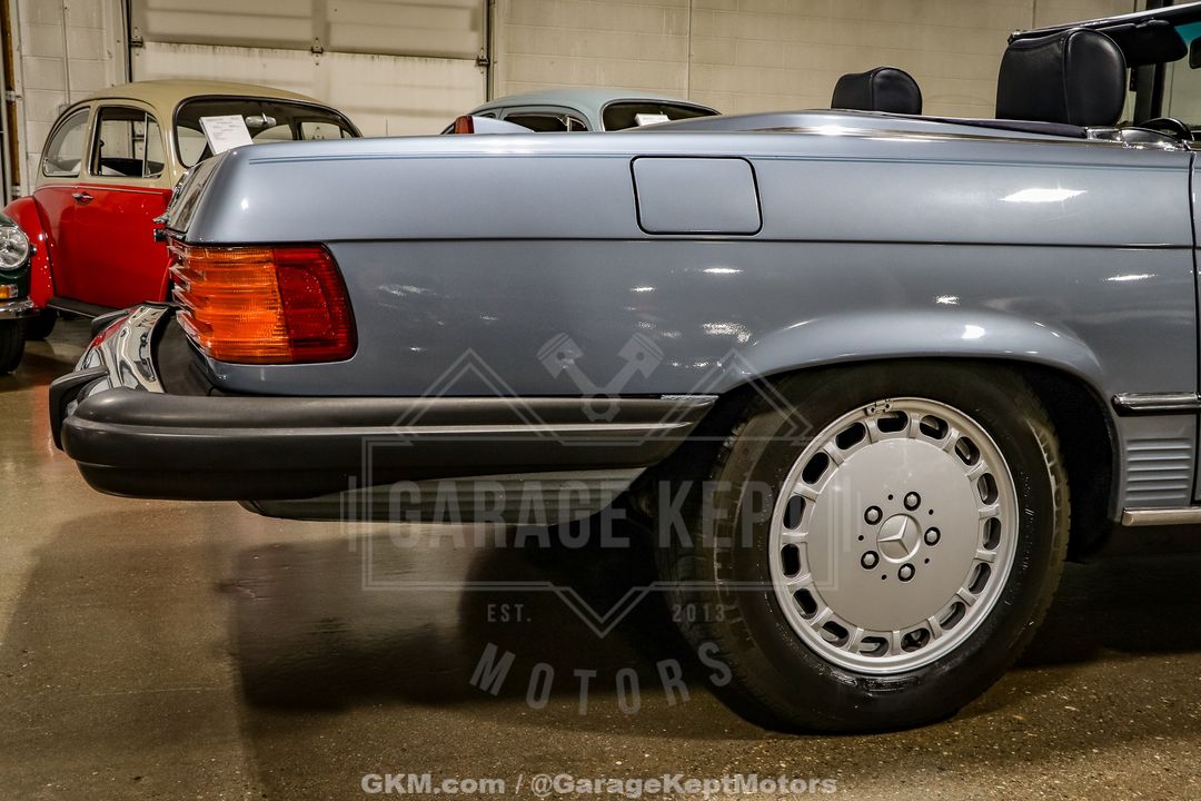 1986 Mercedes Benz 560SL
