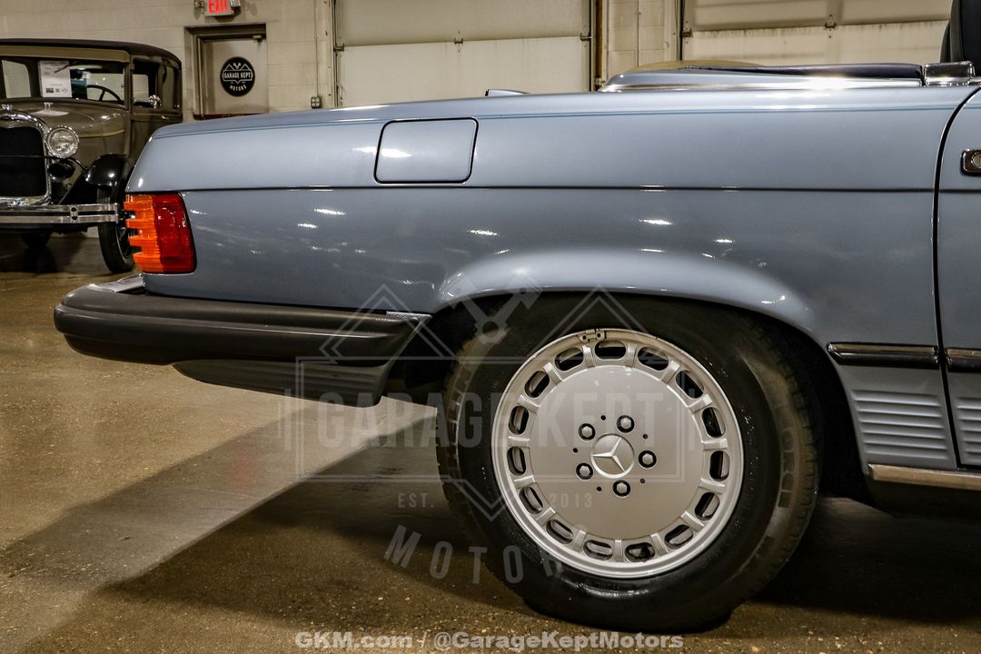 1986 Mercedes Benz 560SL