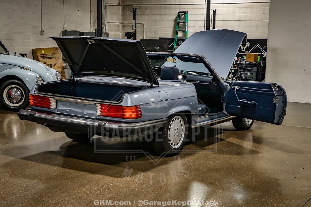 1986 Mercedes Benz 560SL