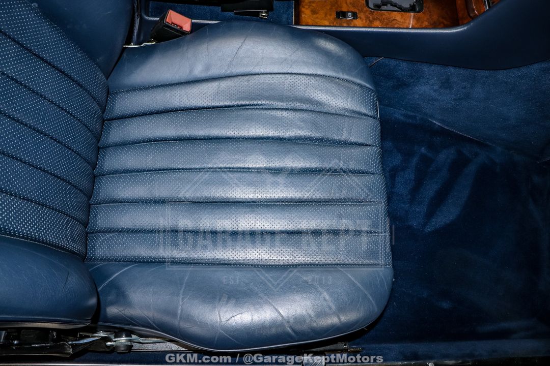 1986 Mercedes Benz 560SL
