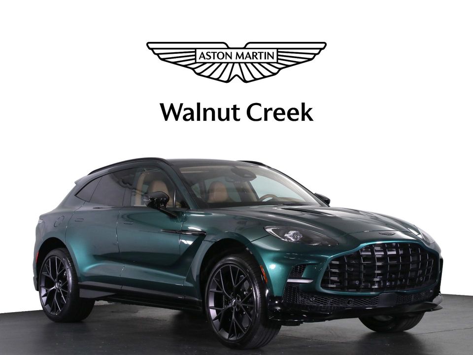 2025 Aston Martin DBX